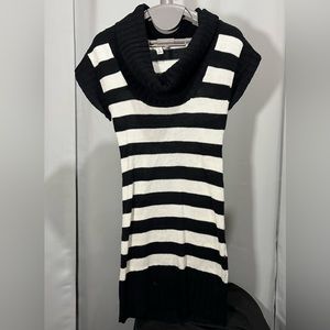 Junior’s Cowl Neck Sweater Dress/Tunic, S